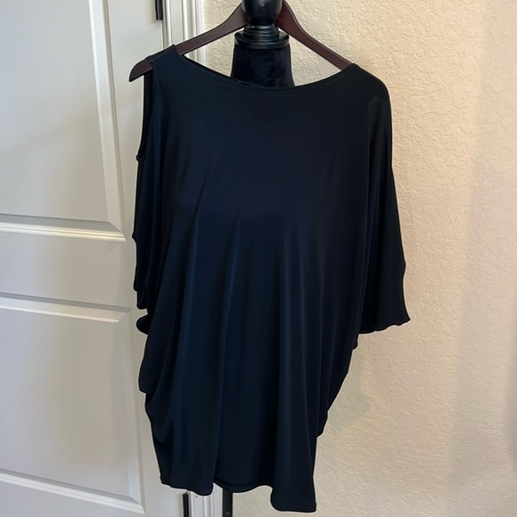 eva varro Tops - Eva Varro tunic
